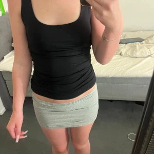 Svart linne från Zara - Använd några gånger, storlek S