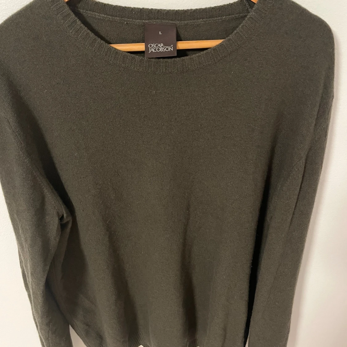 Mörkgrön stickad tröja Oscar Jacobson - 2