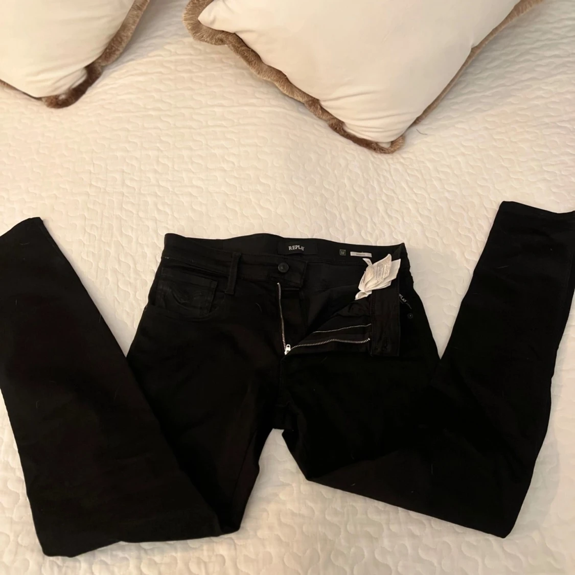 Svarta jeans från Replay