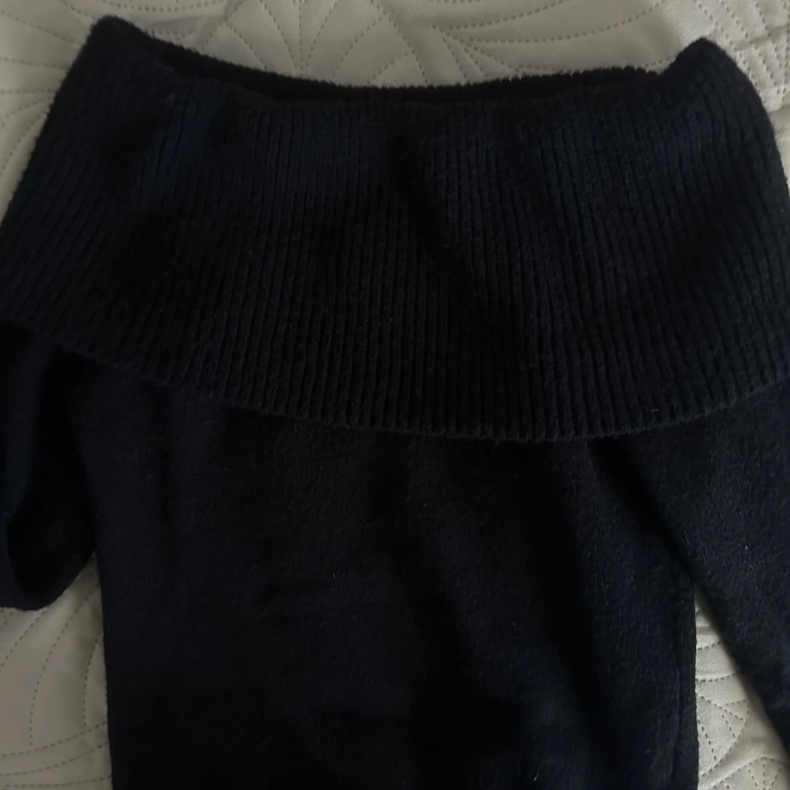 Svart offshoulder stickad tröja SHEIN - 2