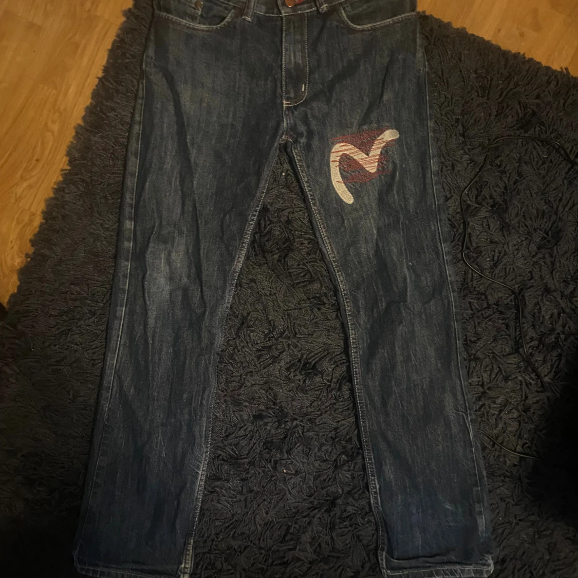 Unika japanska jeans med broderi - 1