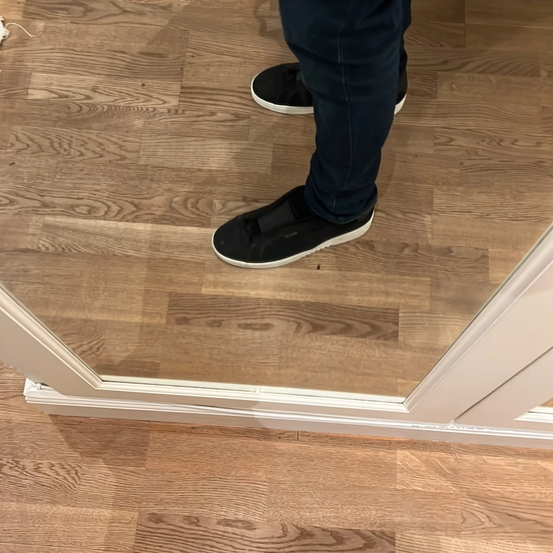 Svarta sneakers från Axel Arigato - 2