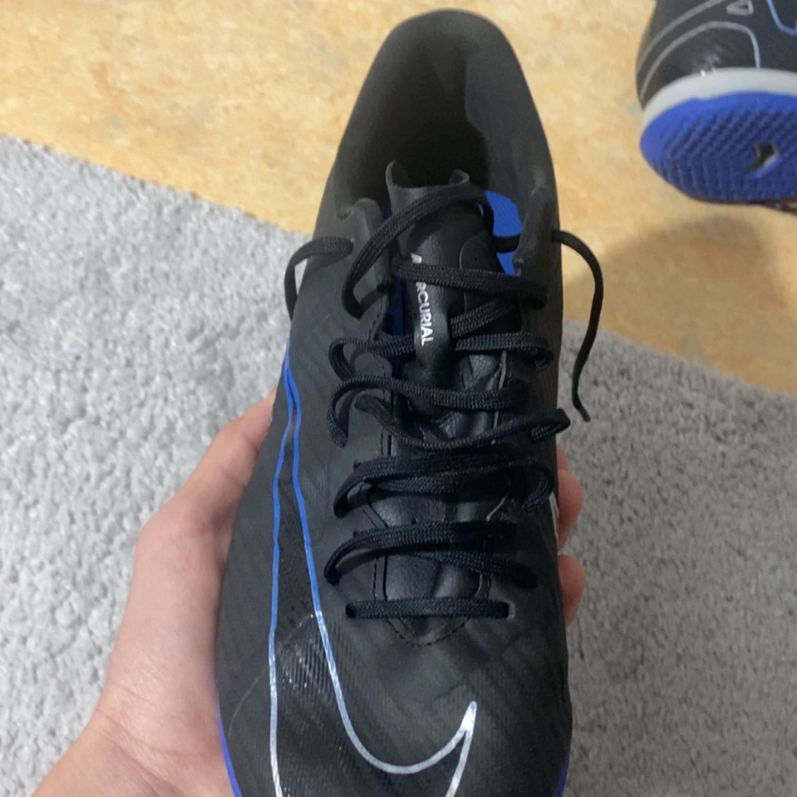 Priset  kan diskuteras  - 3