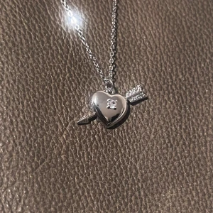 Cupid’s Aim - Silver - 45 cm. Rostfri