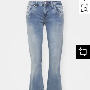 Ltb valerie jeans - Säljer dessa super super snygga low waist ltb jeansen! De är i helt nytt skick och har nästan aldrig kommit till användning. Ny pris är köpta för 700kr. 
