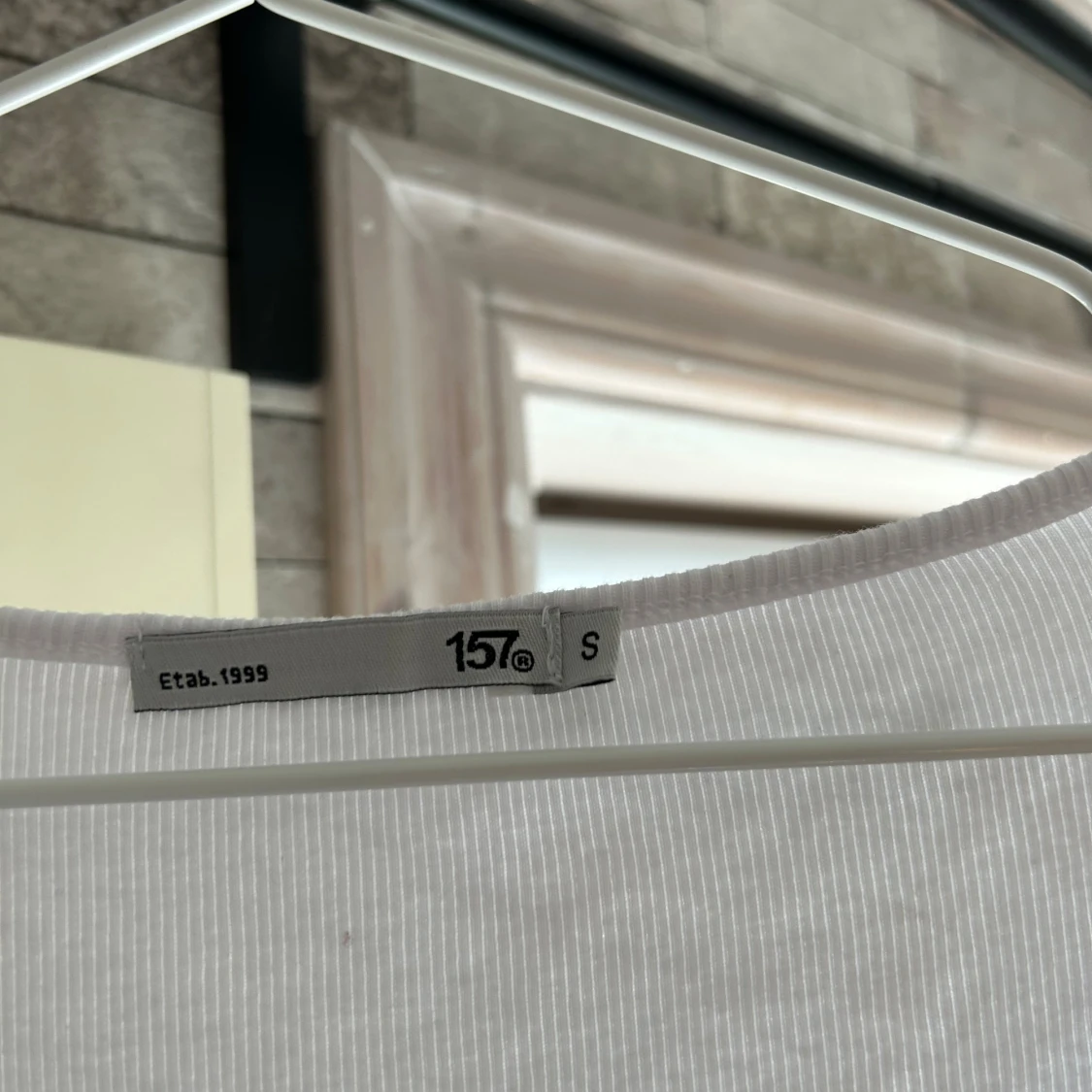 Vit långärmad klänning från 157 - 2