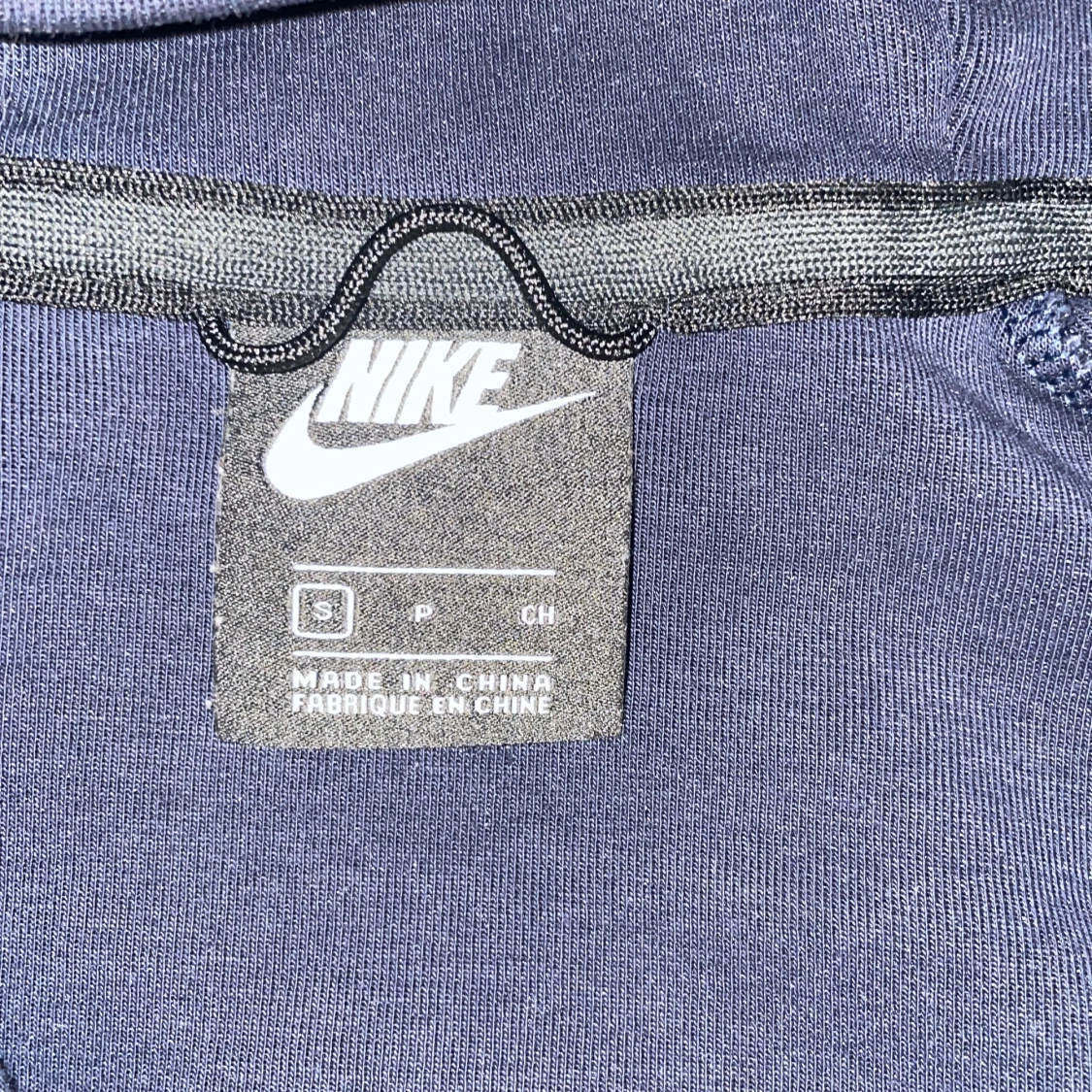 Mörkblå Niktech - 2