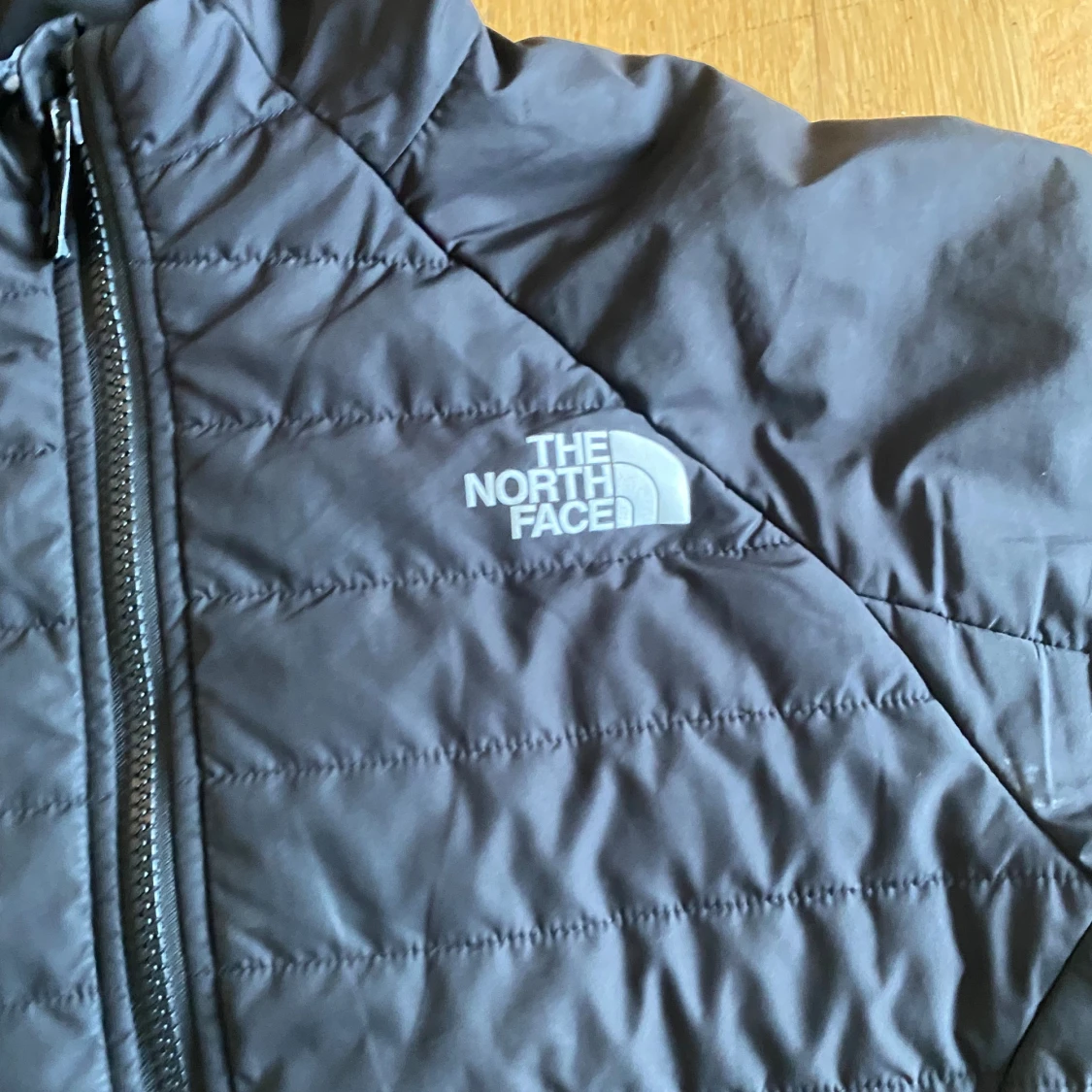 Svart pufferjacka från The North Face - 1