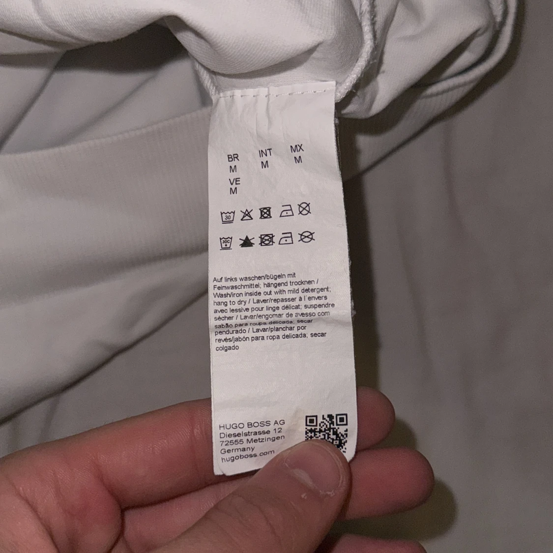 Vit sweatshirt från Hugo Boss M - 2