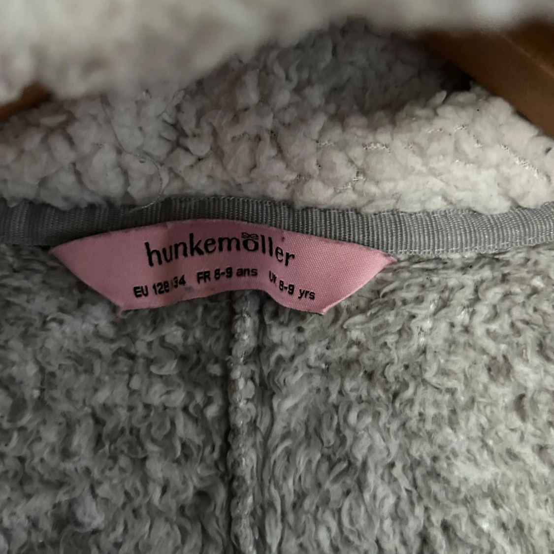 Grå fluffig onesie från Hunkemöller - 2