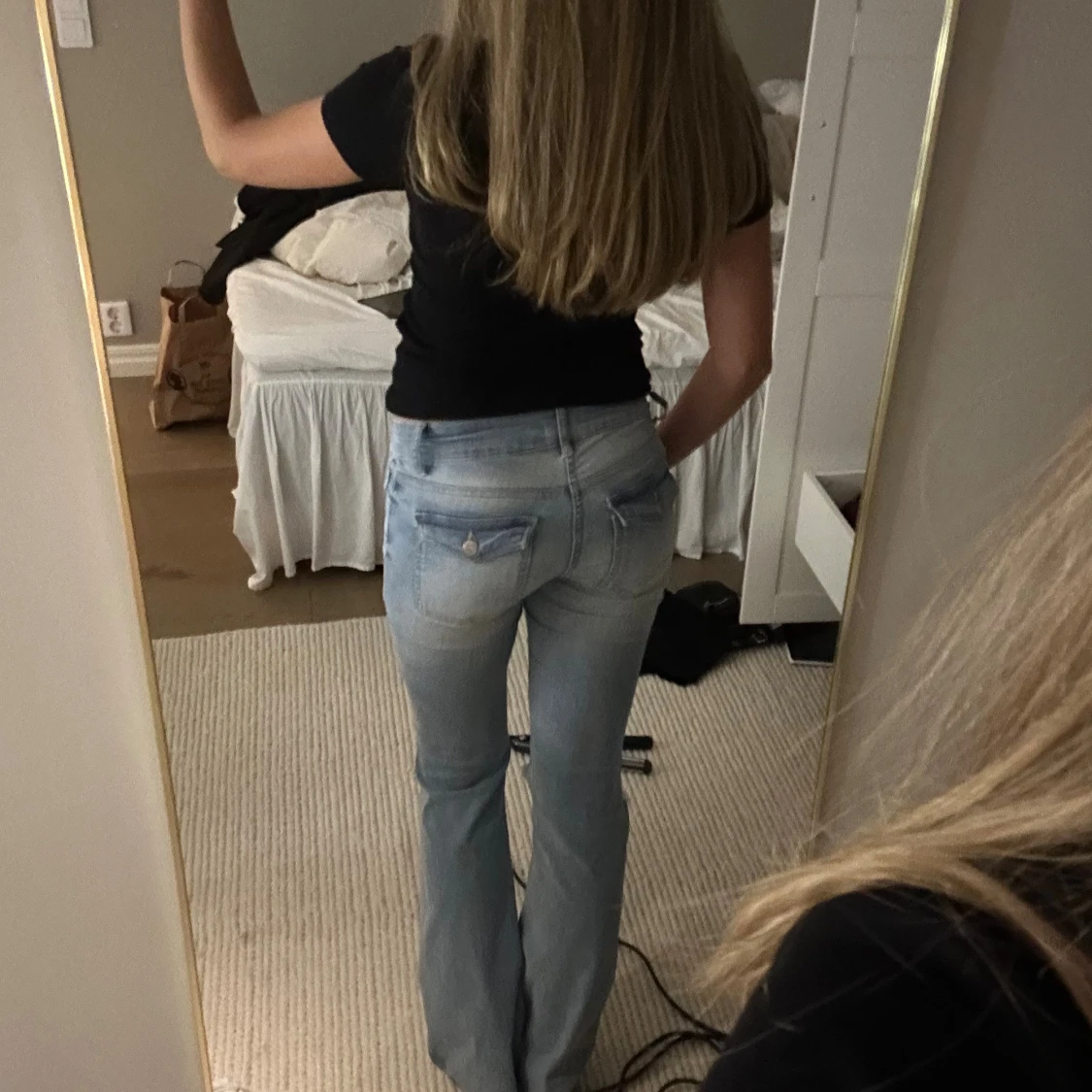 Ljusblå bootcut jeans från Nelly - 1