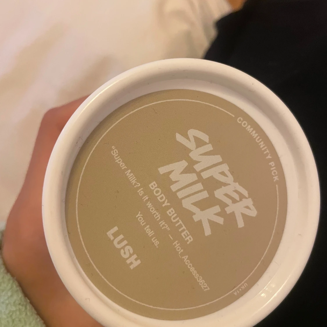 LUSH Super Milk Body Butter 230g - 1