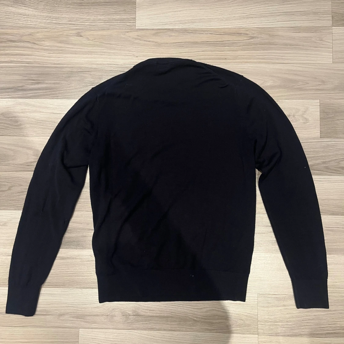 Marinblå merinoull tröja från Uniqlo - 1