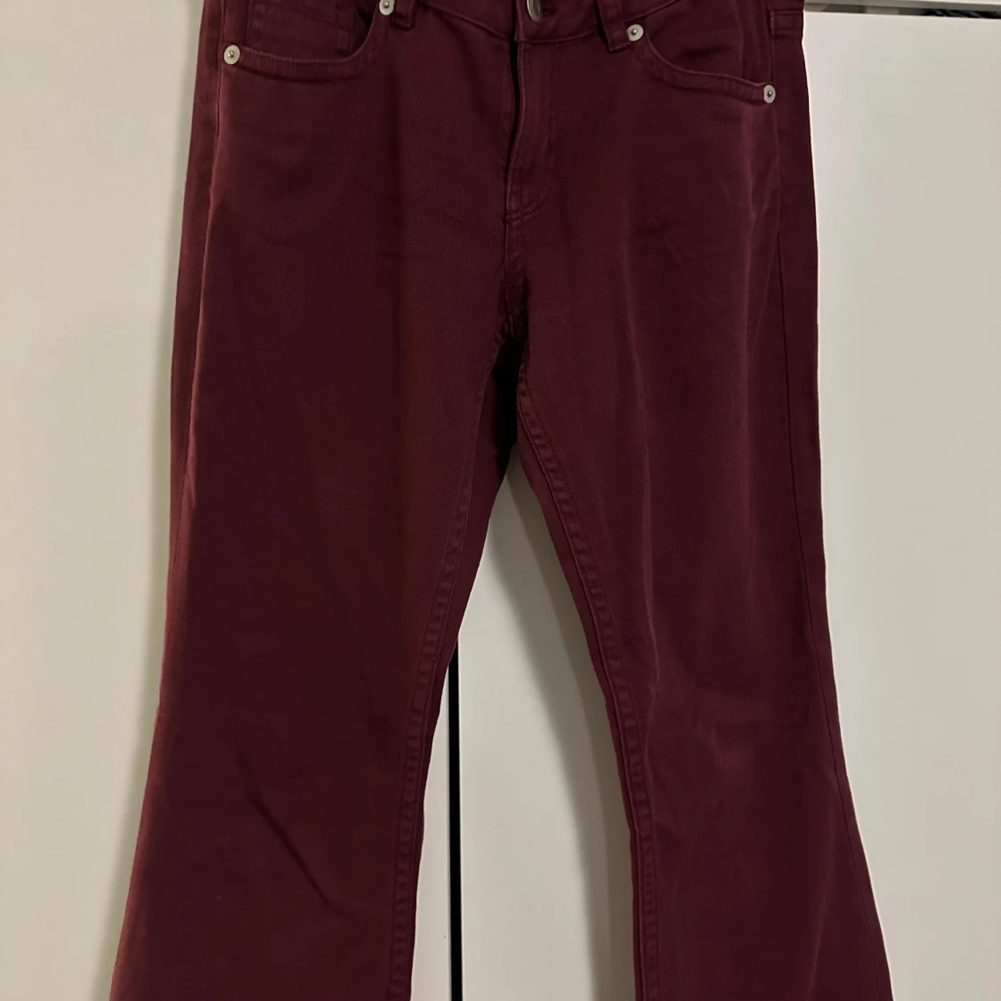 Vinröda bootcut jeans - 3