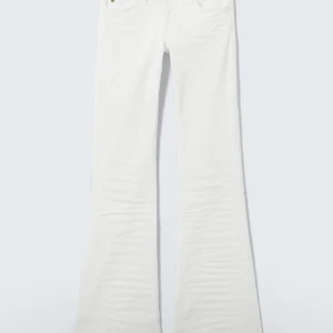 Cheap monday jeans - Jag har dessa vita jeans från cheap monday jeans i storlek 27/30, jag skulle gärna vilja byta mot 28/32. Skriv till mig om du är intresserad!
