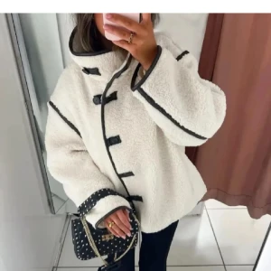 Pile jacka hm - Någon som vill byta denna jacka från hm i storlek xs till s?💗