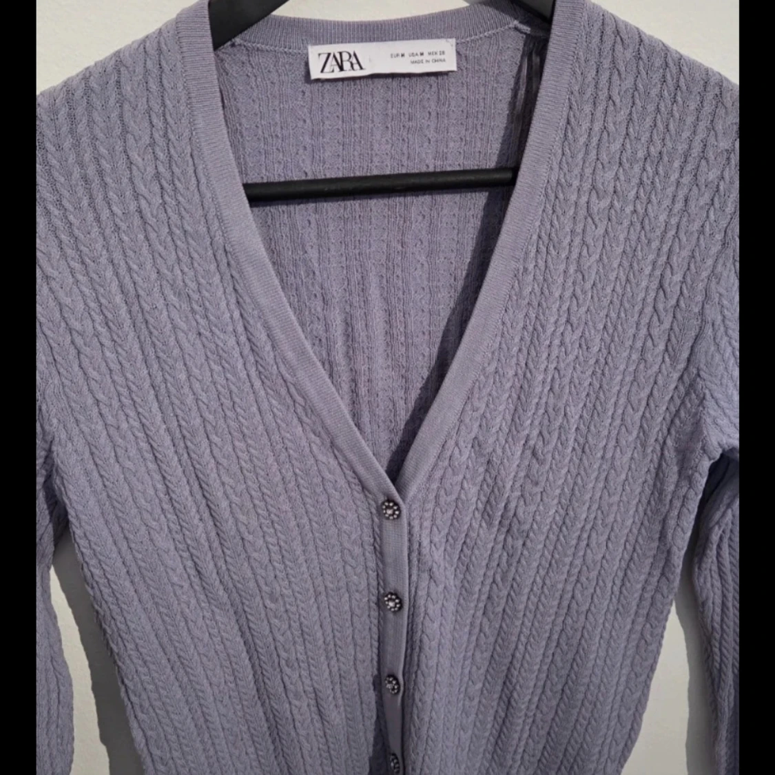 Ljuslila kofta från Zara med pärlknappar, M - 2