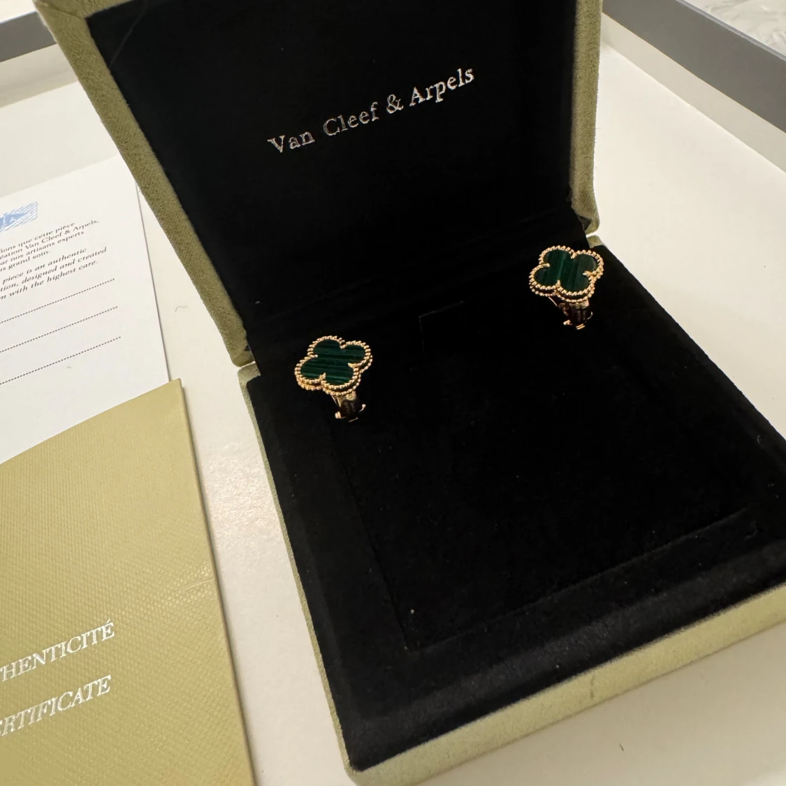 Van Cleef • Örhägen