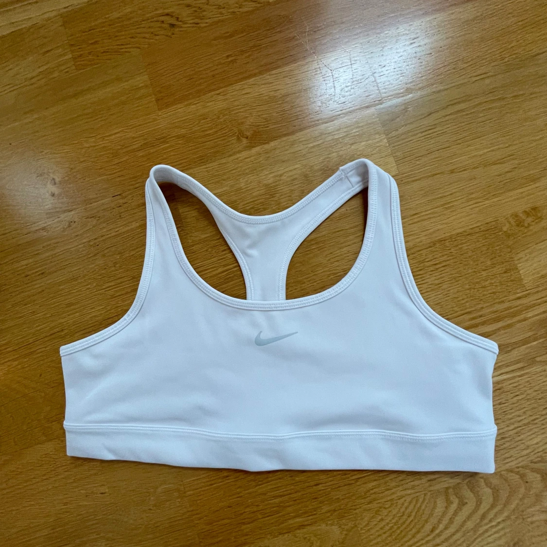 Oanvänd Nike sport-bh/top