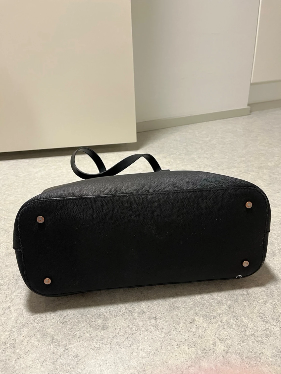 Svart axelväska  - 4