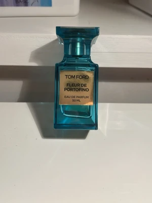 Tom Ford Fleur de Portofino 50ml - God parfym för både men och kvinnor inte så mycket kvar män ändå.