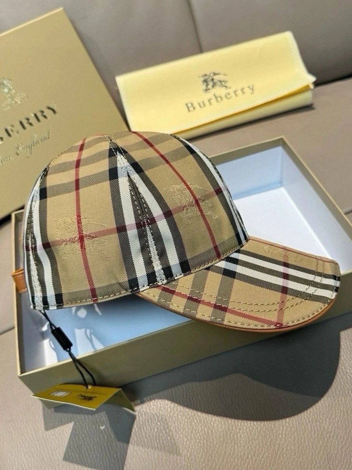 Rutig Burberry keps i bomull - 2