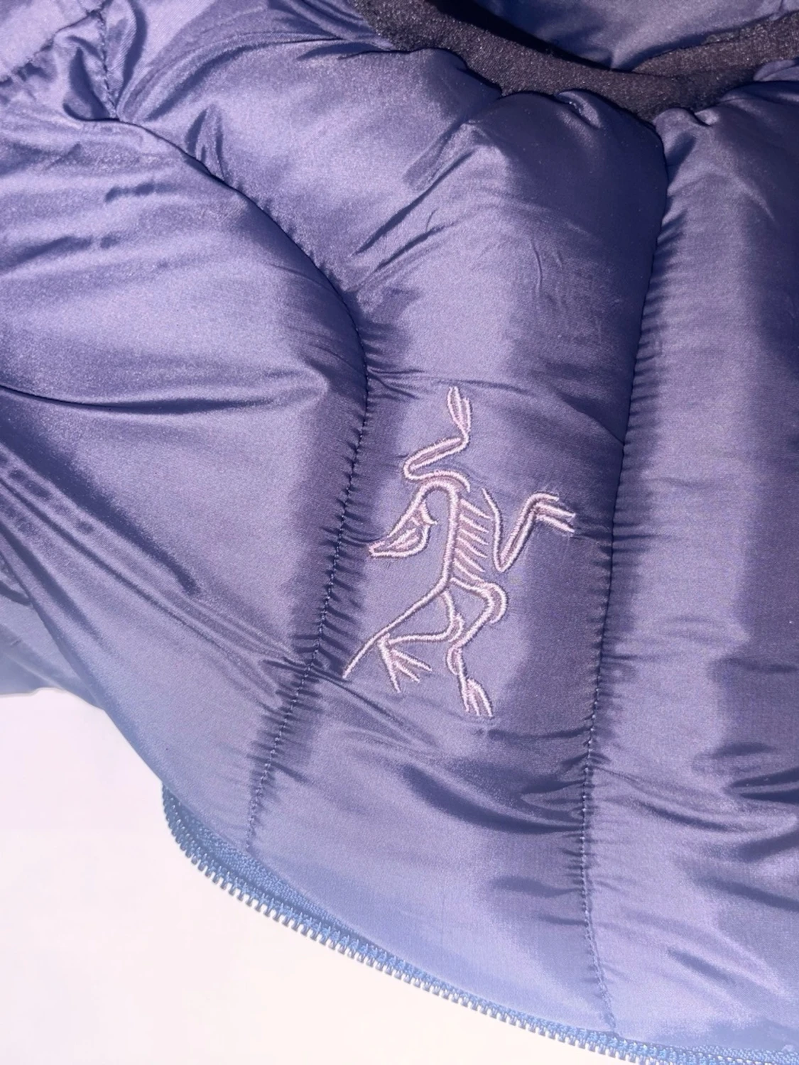 Svart dunväst från Arc'teryx - 3