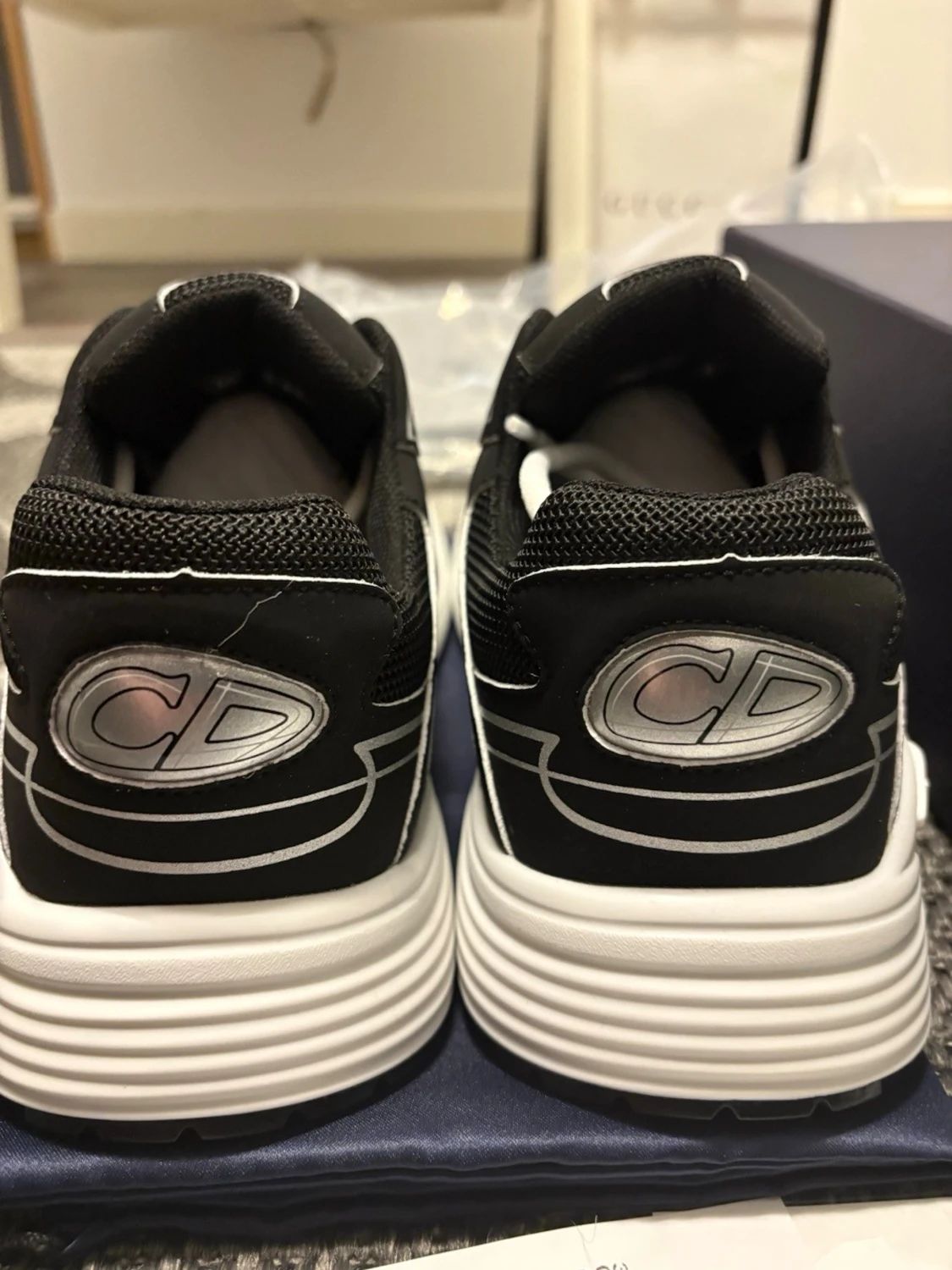 Svarta Dior sneakers med vita detaljer - 3
