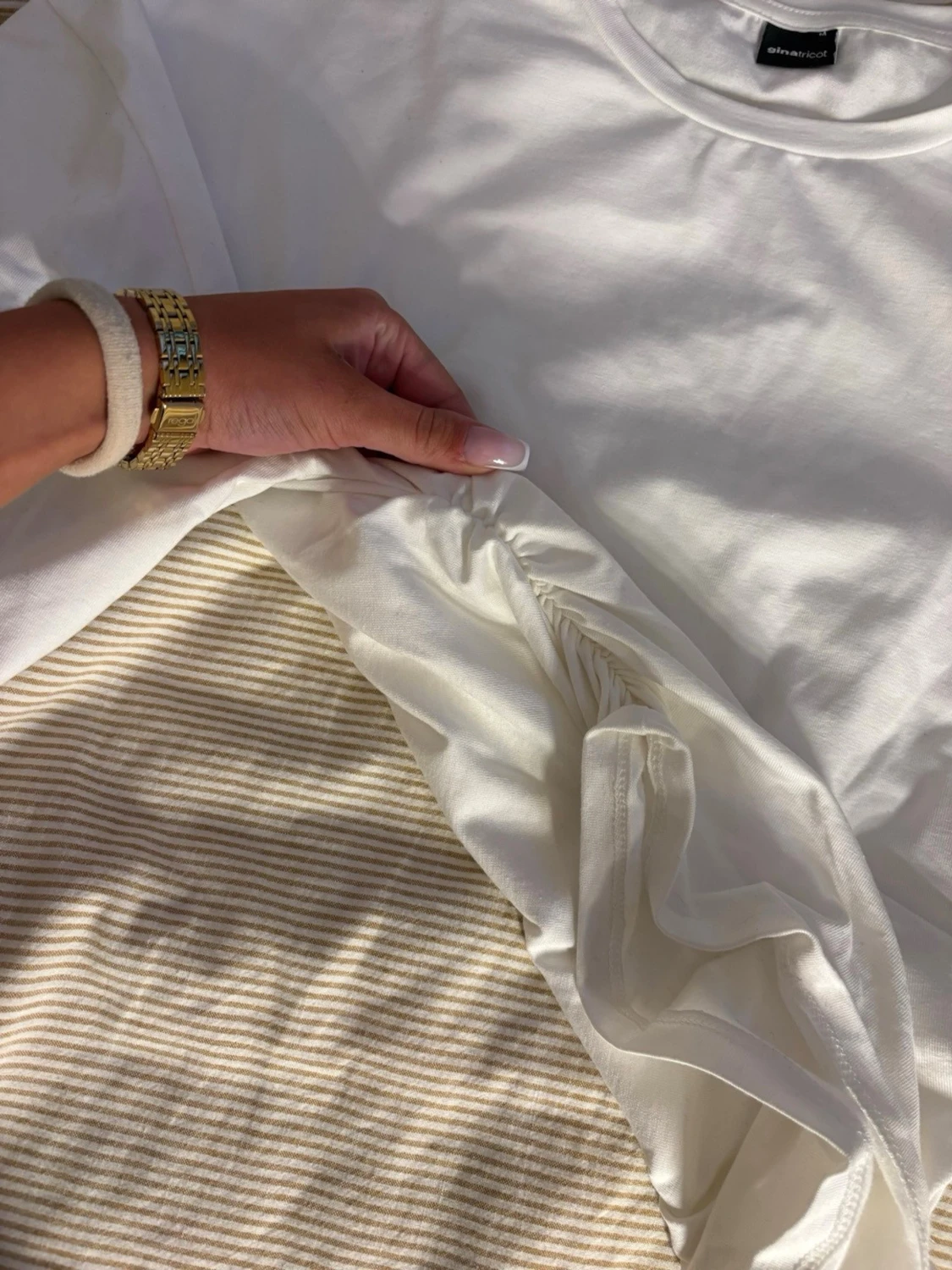 Vit oversized t-shirt från Gina Tricot - 2