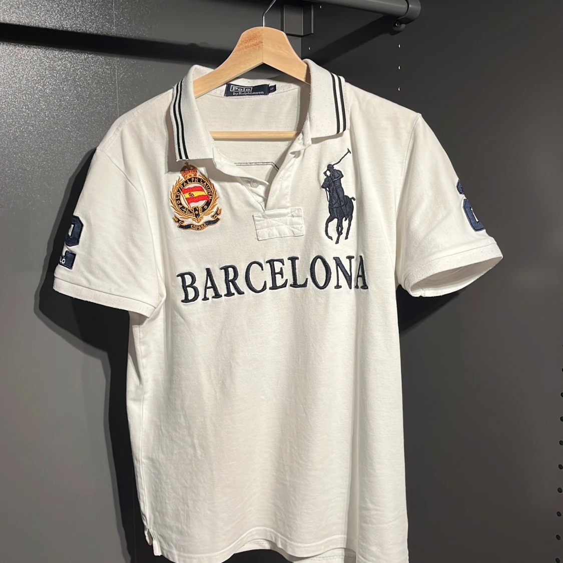 Vit Polo Ralph Lauren Barcelona piké