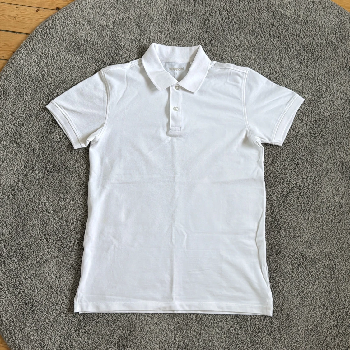Vit pikétröja från Kappahl, storlek S