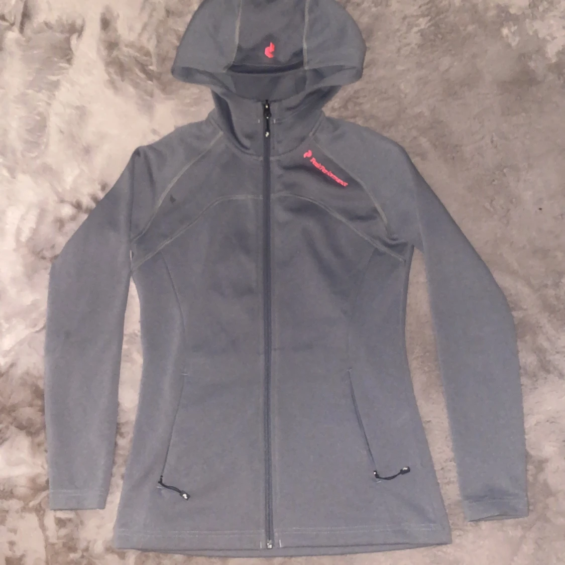 Grå Peak Performance