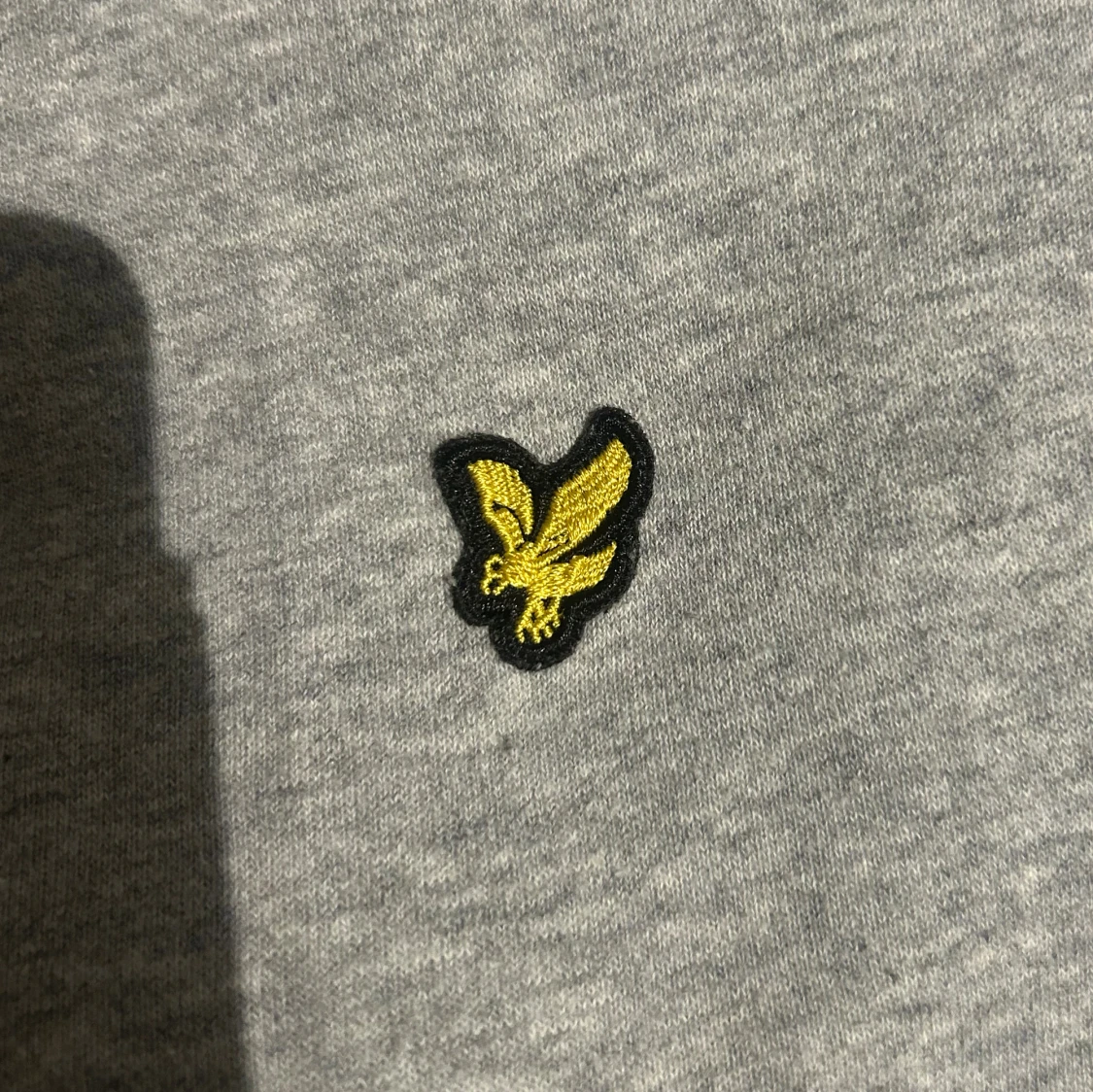 Grå sweatshirt från Lyle & Scott - 3