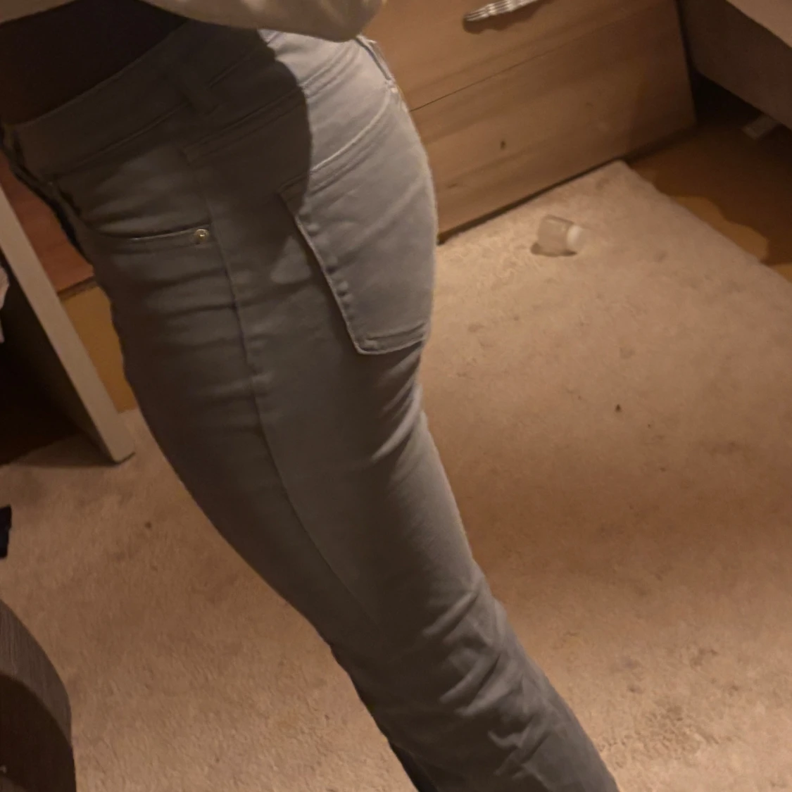 Grå bootcut jeans med mellan midja - 1