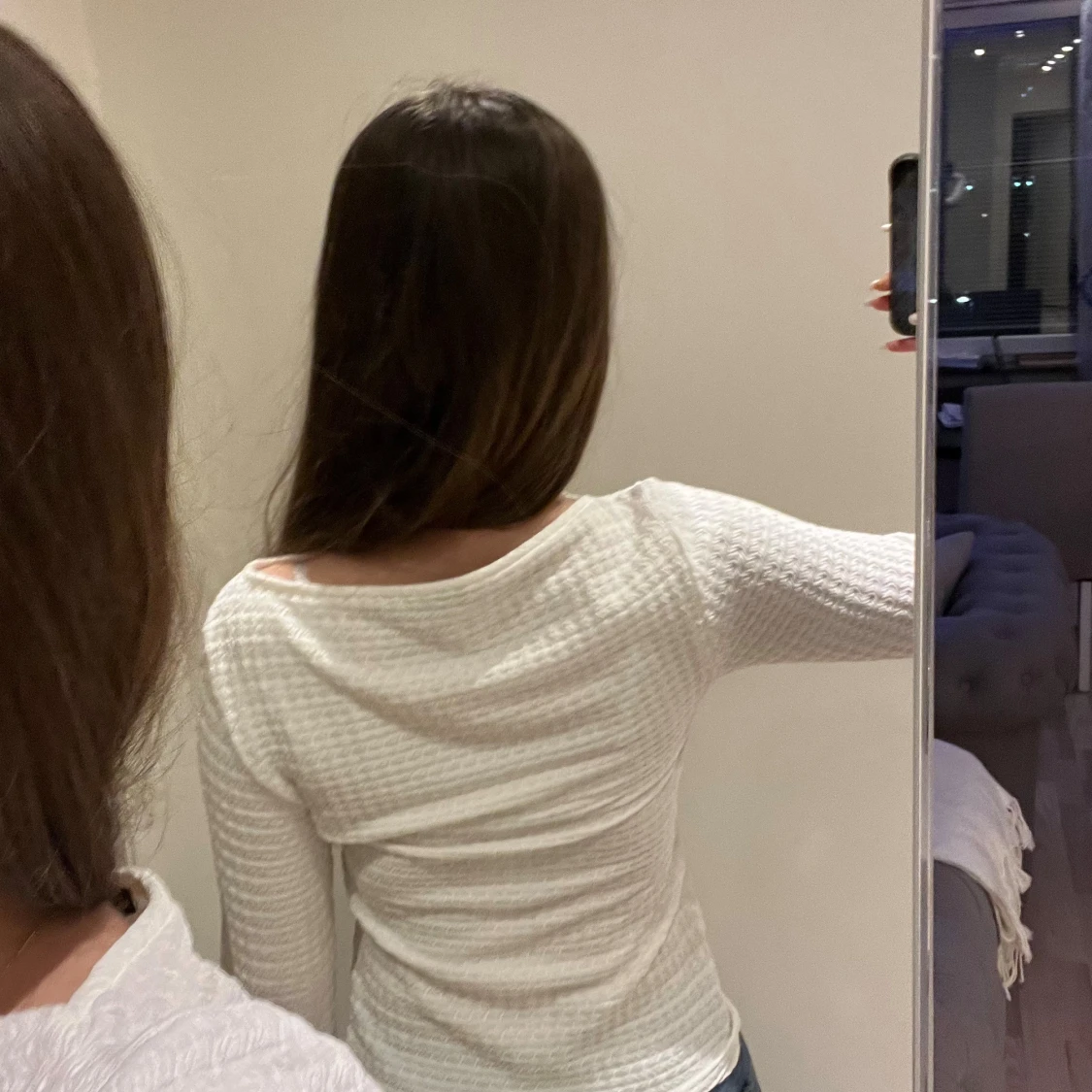 Vit ribbad långärmad topp - 1