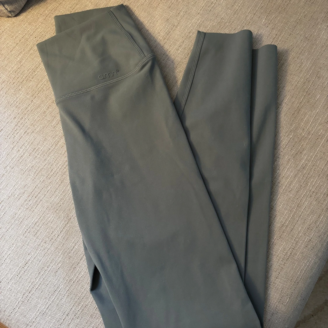 Grå / gröna leggings från Aim'n