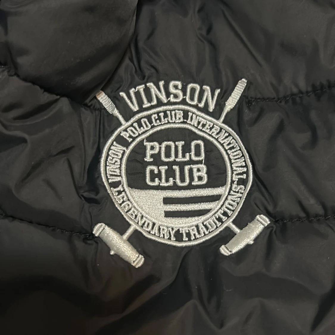 Svart pufferjacka från Vinson Polo Club - 2