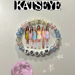 KATSEYE armband - Aldrig använd