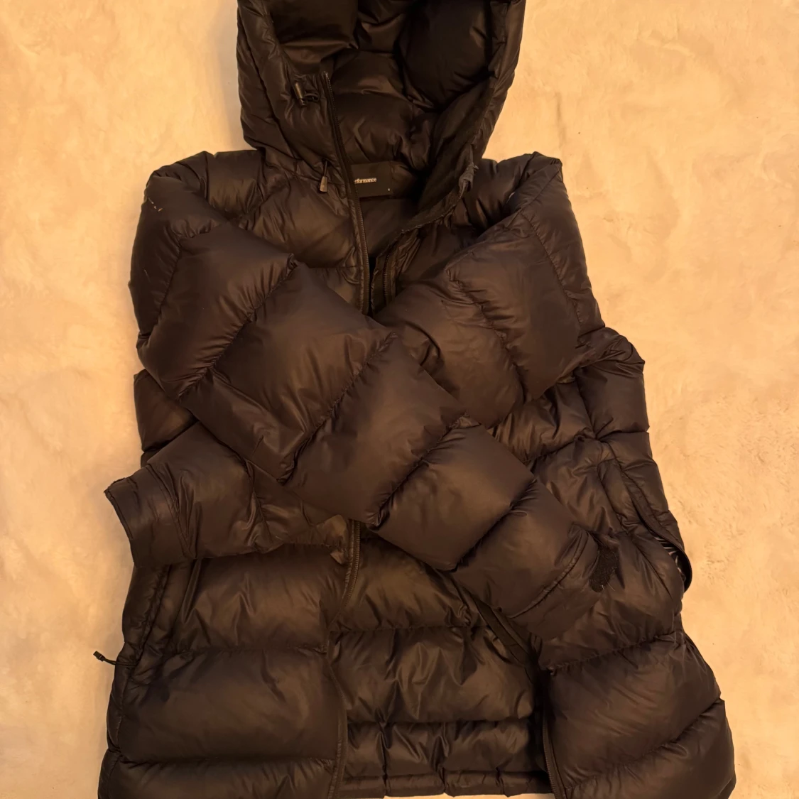 Svart Peak Performance dunjacka - 3