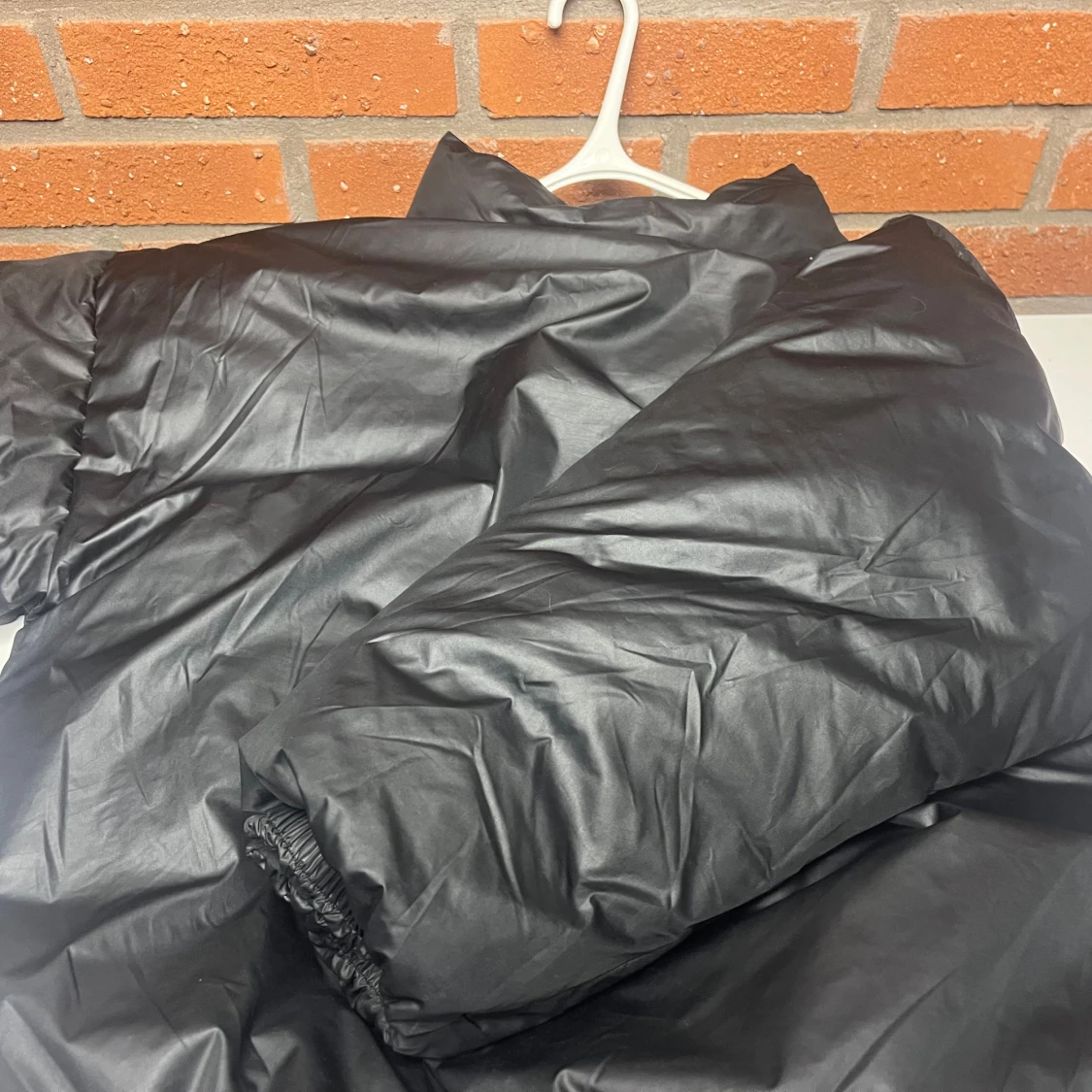 Svart pufferjacka från Nelly