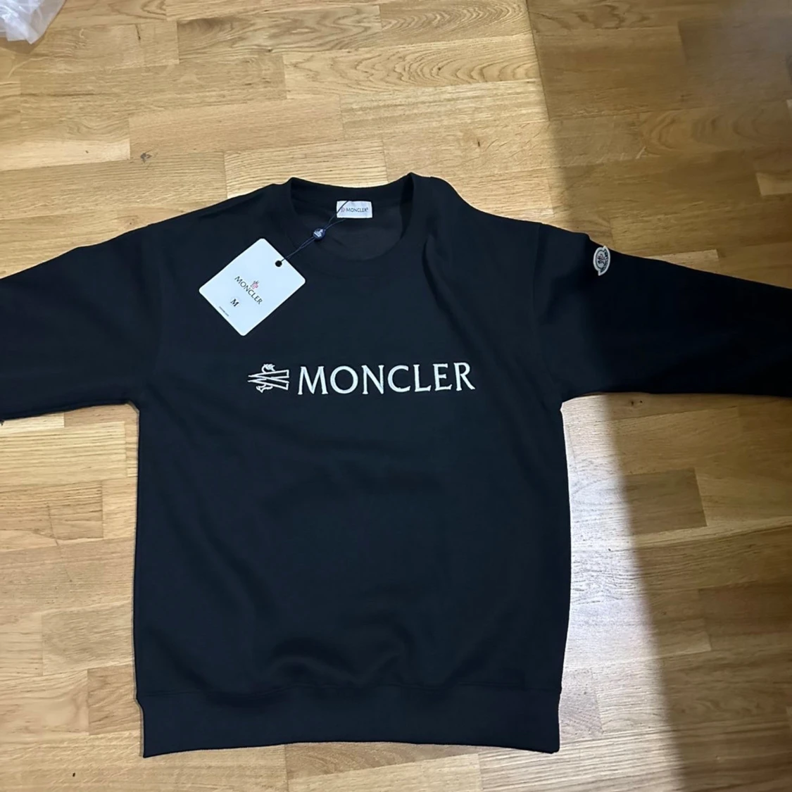 Svart sweatshirt från Moncler - 1