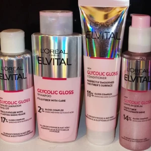 L'Oréal Elvital Glycolic Gloss  - L'Oréal Elvital Glycolic Gloss, Shampoo 200ml, Balsam 150ml, Serum 150ml, Inpackning 200ml. L'Oréal Extraordinary Oil 4 X 100ml Nytt i oöppnad förpackning. Pris för 8 produkter 