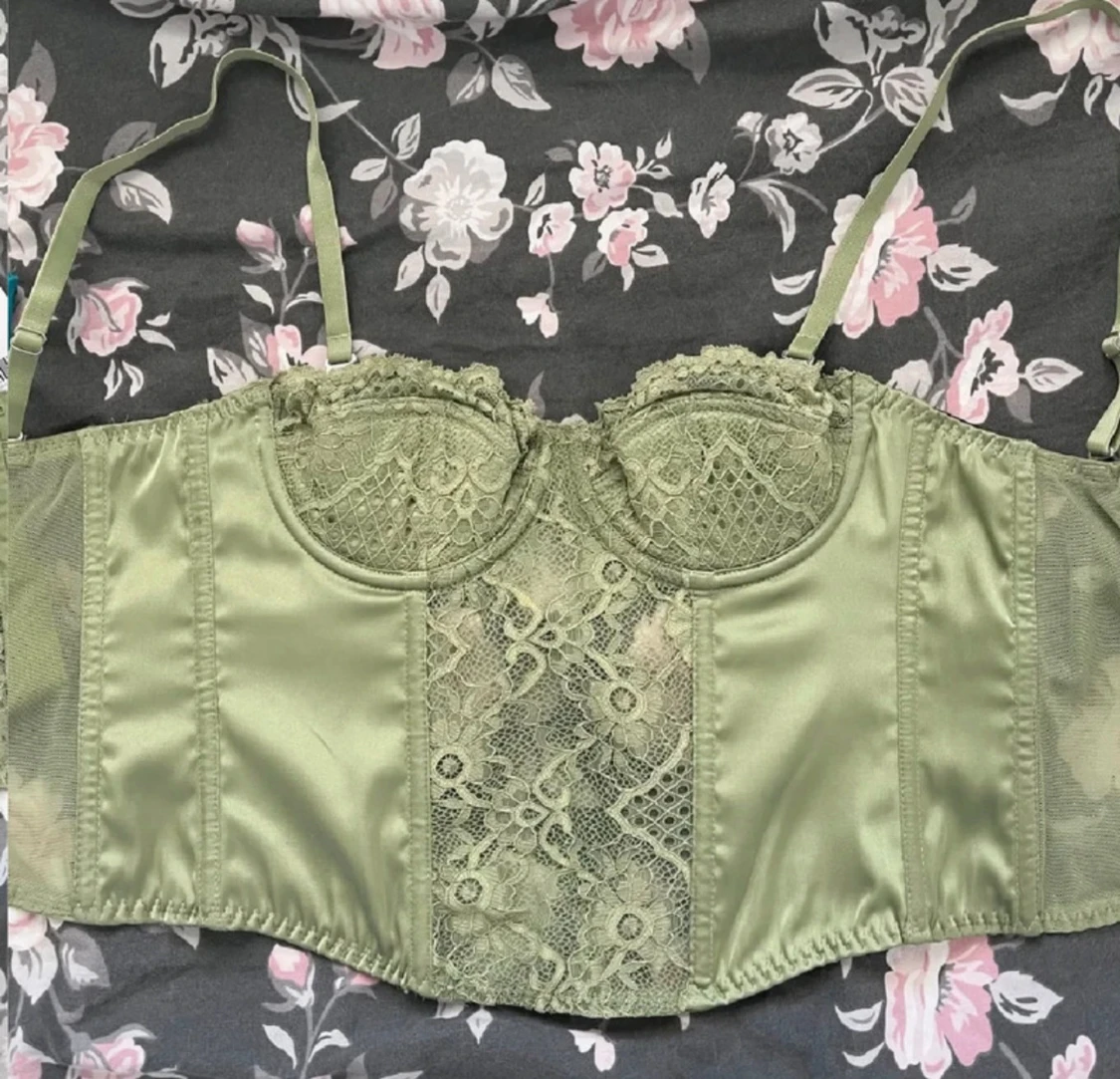 Urban Outfitters Korsett - 1