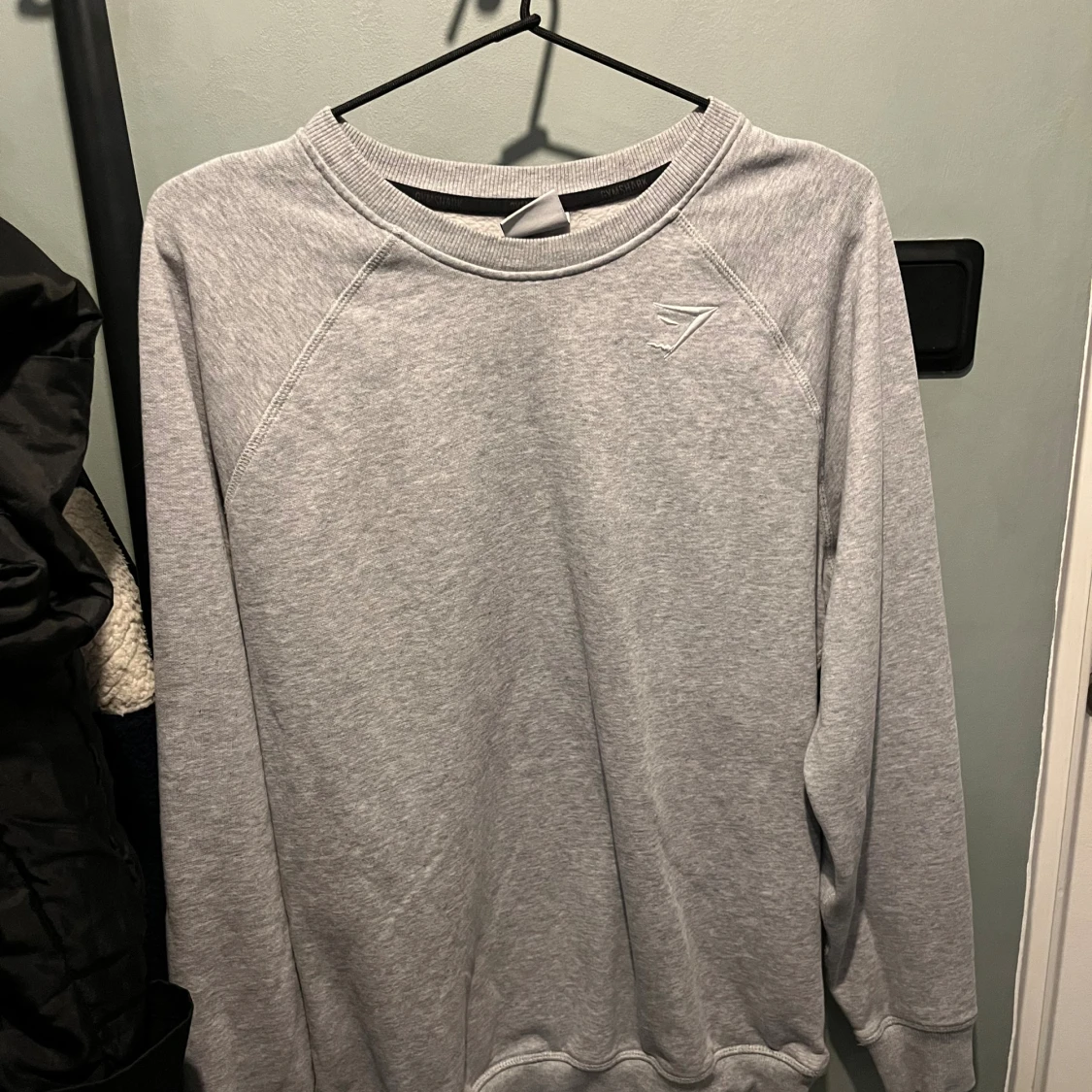 Grå sweatshirt från Gymshark
