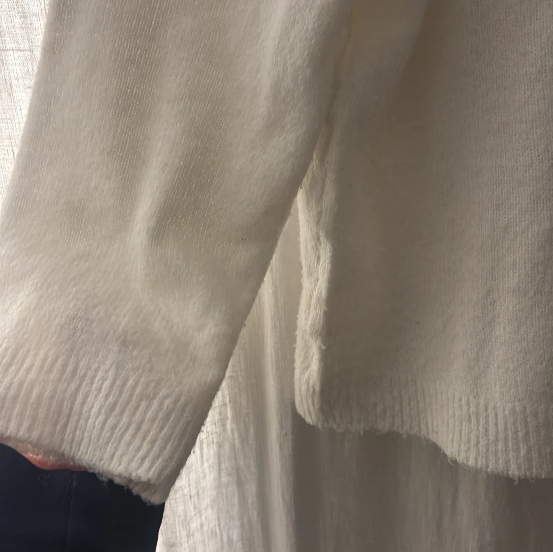 Vit stickad tröja från 157, S - 2