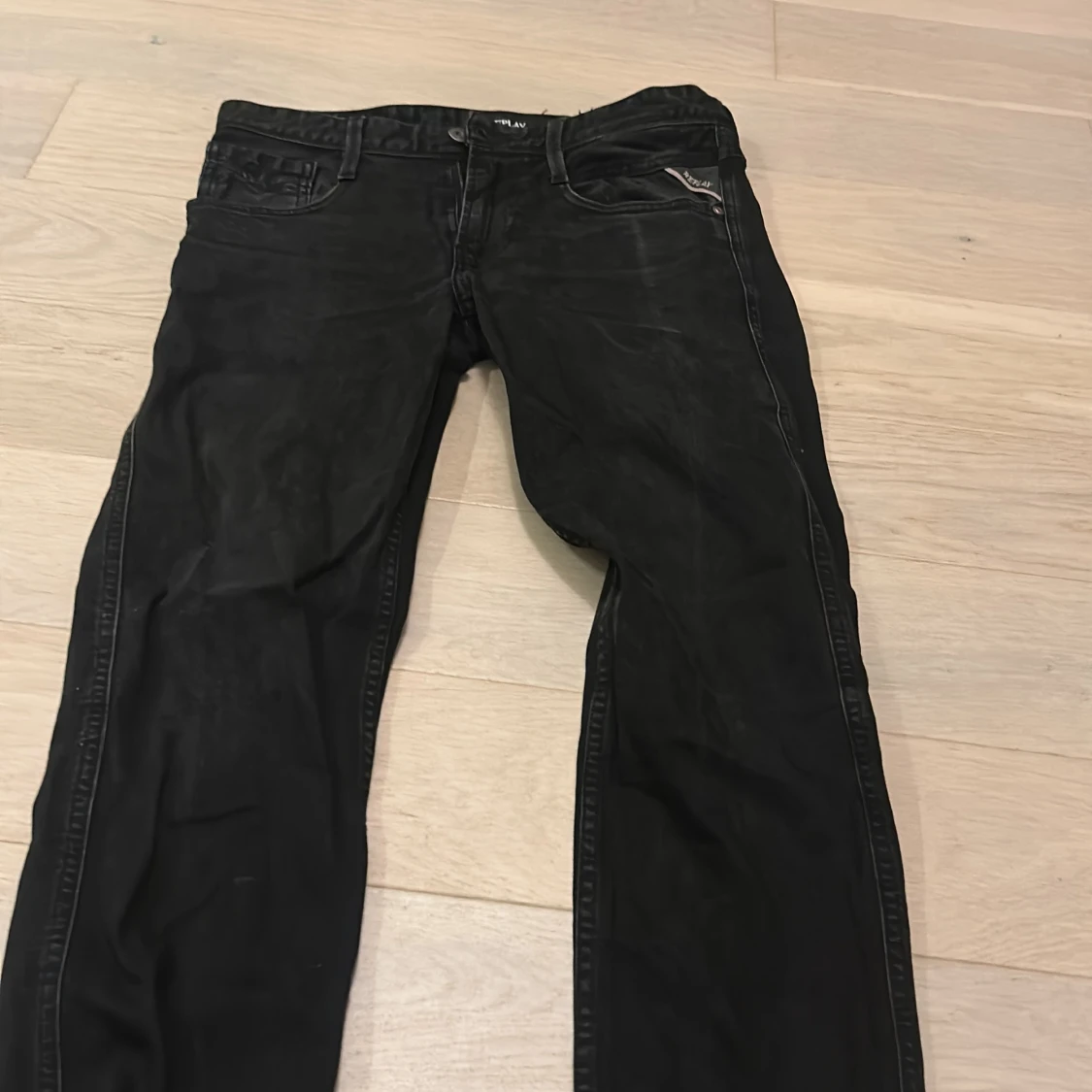 Replay Anbass svarta jeans, stl 29