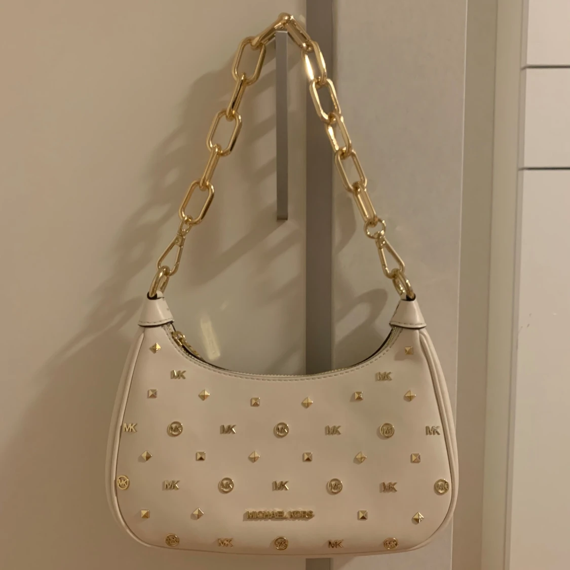 Michael Kors väska ”Cora” i Cream