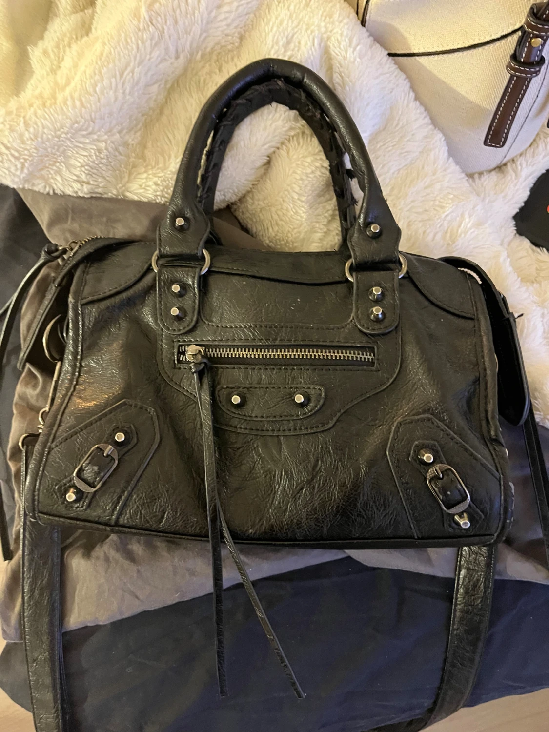 Balenziaga liknande väska  - 4