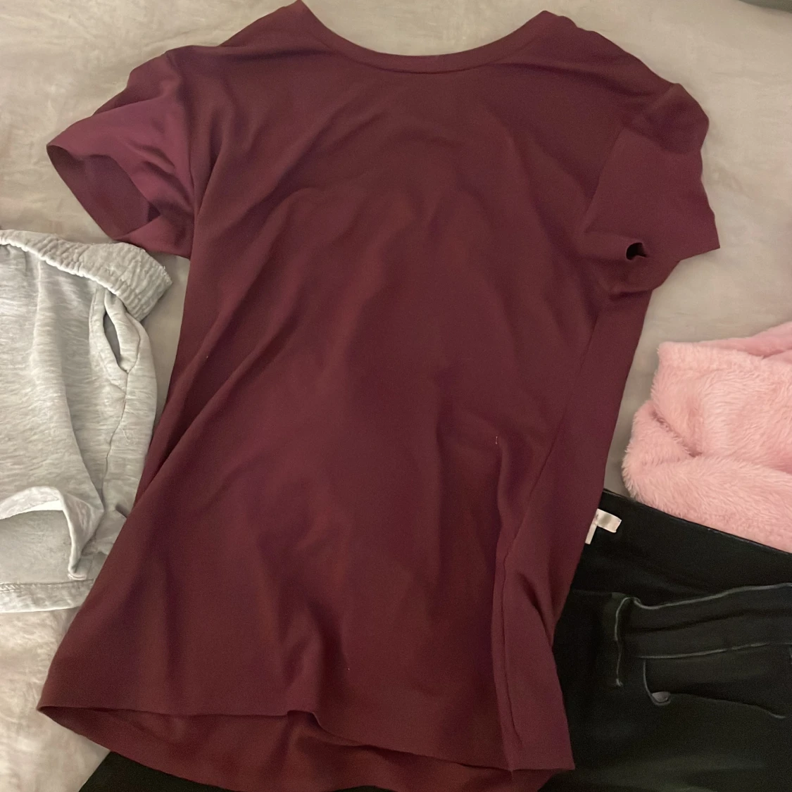 Röd tight T-shirt  - 3