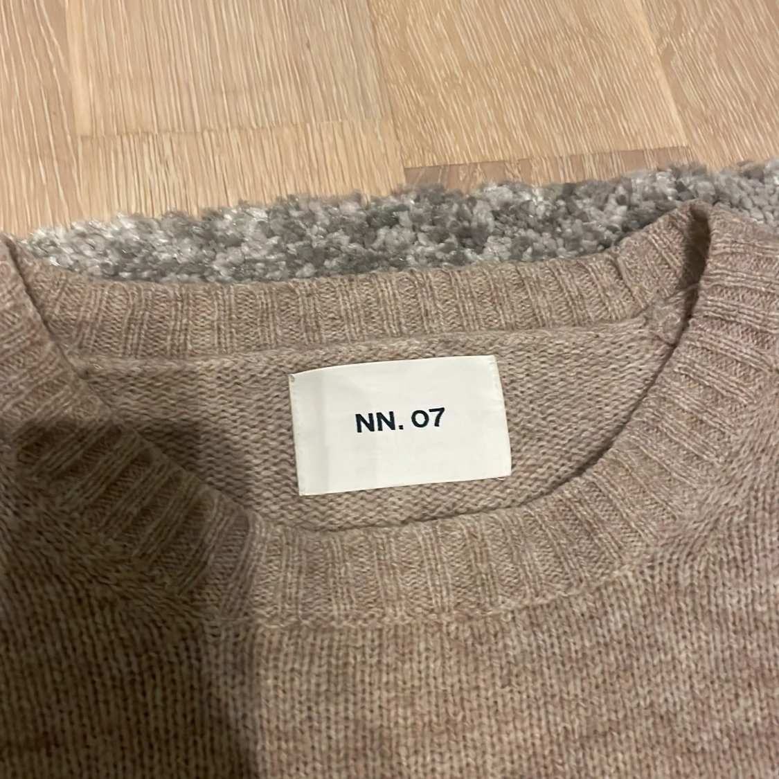 Beige stickad tröja NN.07  - 1